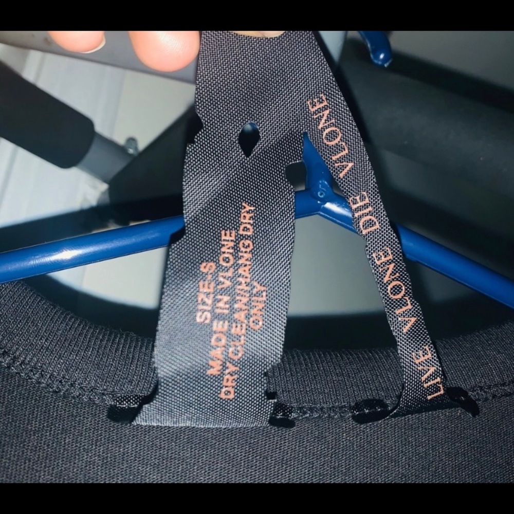 Vlone Rhineston - Picture 5 of 7